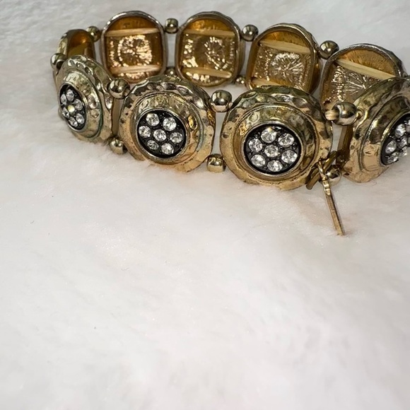 Natasha Gold and rhinestone stretch Bracelet - Picture 1 of 4